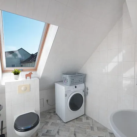 Urbanes Dachrefugium Mit Balkon Appartement *