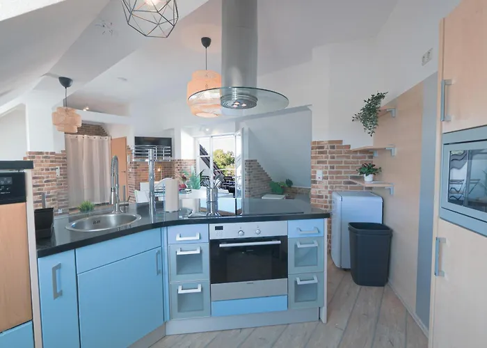 Lägenhet Urbanes Dachrefugium Mit Balkon